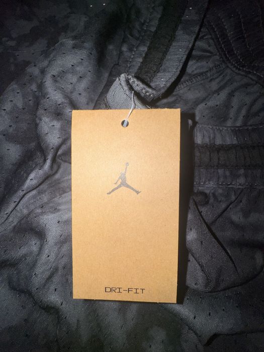 Spodnei jordan nowe z metka razmiar L