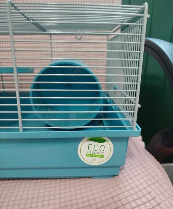 Gaiola para Hamster Azul – excelente estado mais Bebedouro Oferta