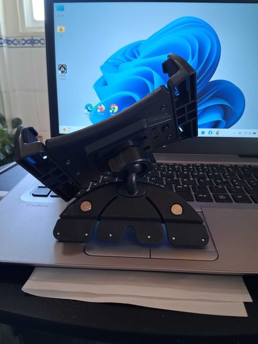 Suporte auto para telemóvel ou tablete, universal.