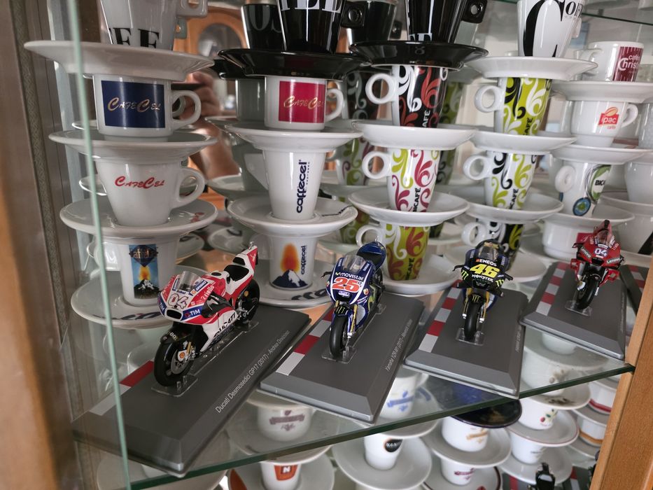 Moto de coleção moto GP 42motos nao ligar para burlas MB way