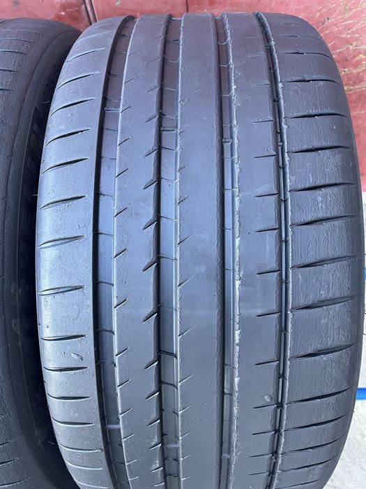 295/35/21+265/40/21 R21 Michelin Pilot Sport4S Suv літо 4 шт