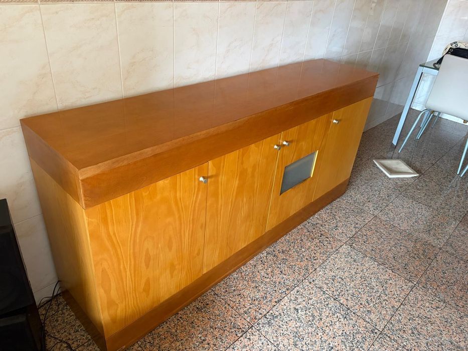 Aparador de sala 180cm