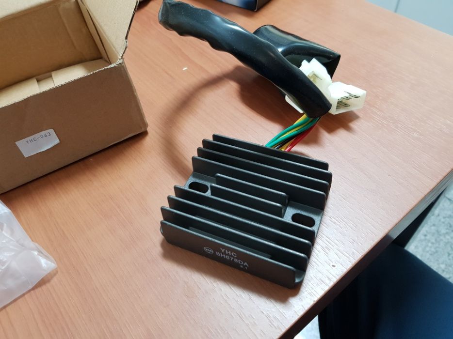 Retificador regulador de corrente Honda cbr 954 ,xx 1100 novo