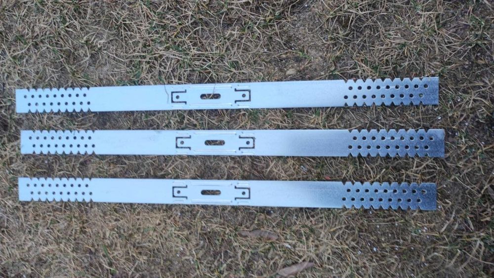Wieszak płaski ES 60/225mm do profilu CD 60 opakowanie 100szt