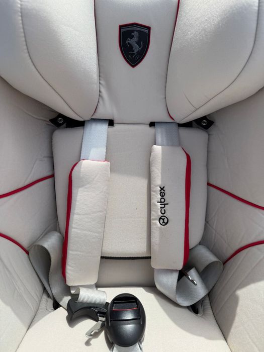 Cadeira Auto Cybex Sirona Ferrari Bege