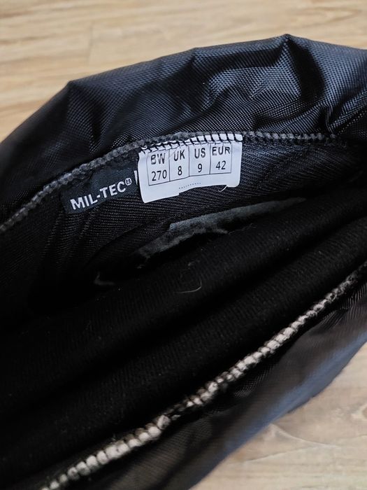 Продам зимові черевики MIL- TEK