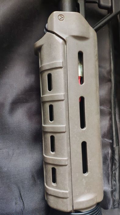 M4 Airsoft Lone Star SBR com material