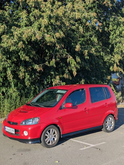 Daihatsu YRV 1.3turbo автомат