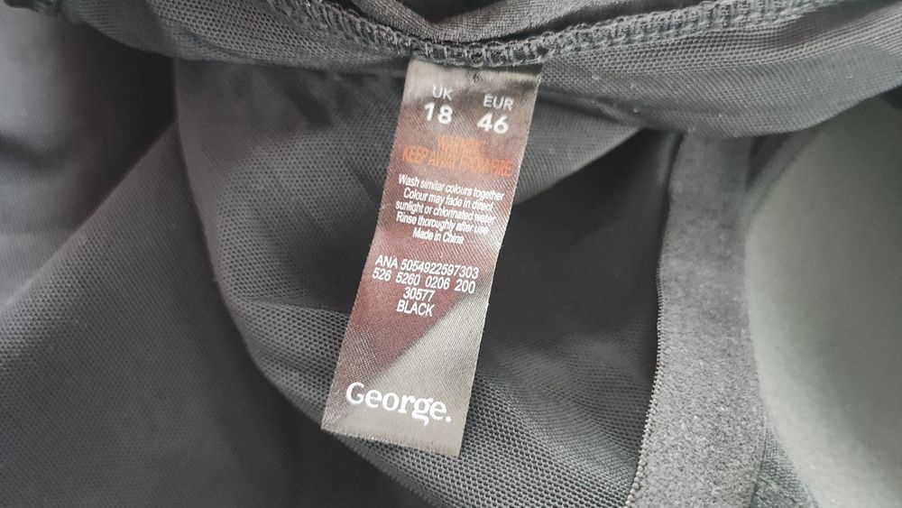 George, nowy strój kąpielowy, bez papierowej metki.