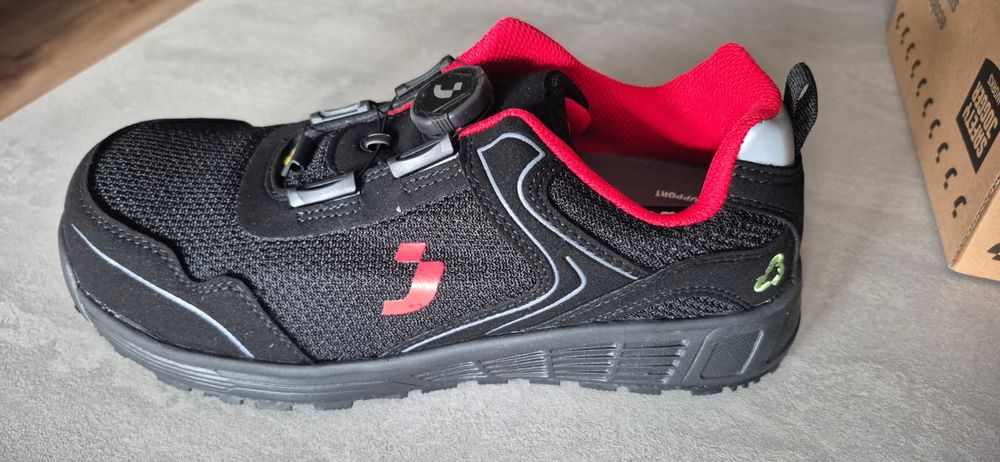 Sprzedam nowe buty robocze