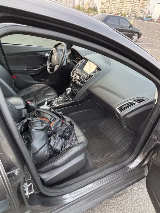 Продам Ford Focus 2015 2.0 автомат TITANIUM