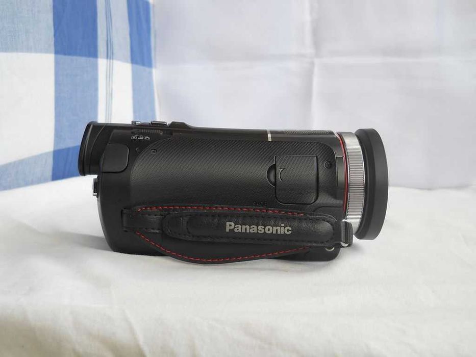 Видеокамера  Panasonic HC-X900M
