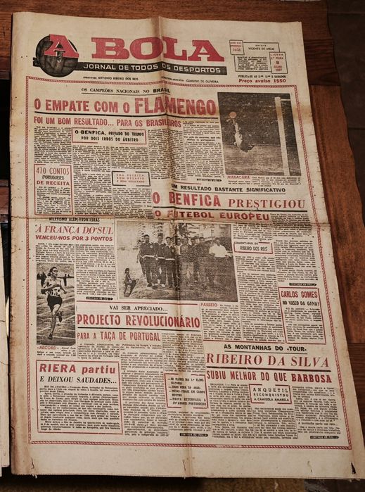 Lote de jornais A Bola antigos