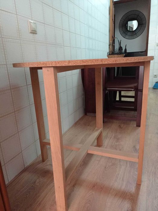 Mesa camilha com capa