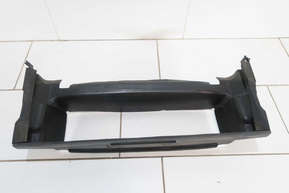 Wlot Kierownica powietrza dolna BMW 1 F20 F21 LIFT M Pakiet