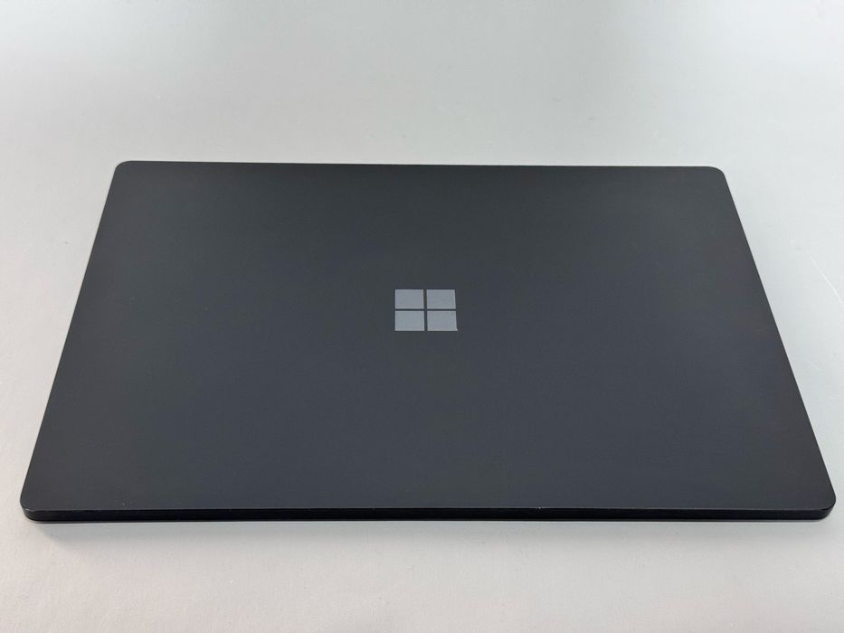 Microsoft Surface Laptop 4 / 15.6 / Ryzen 7 / Ram 16 / Ssd 512