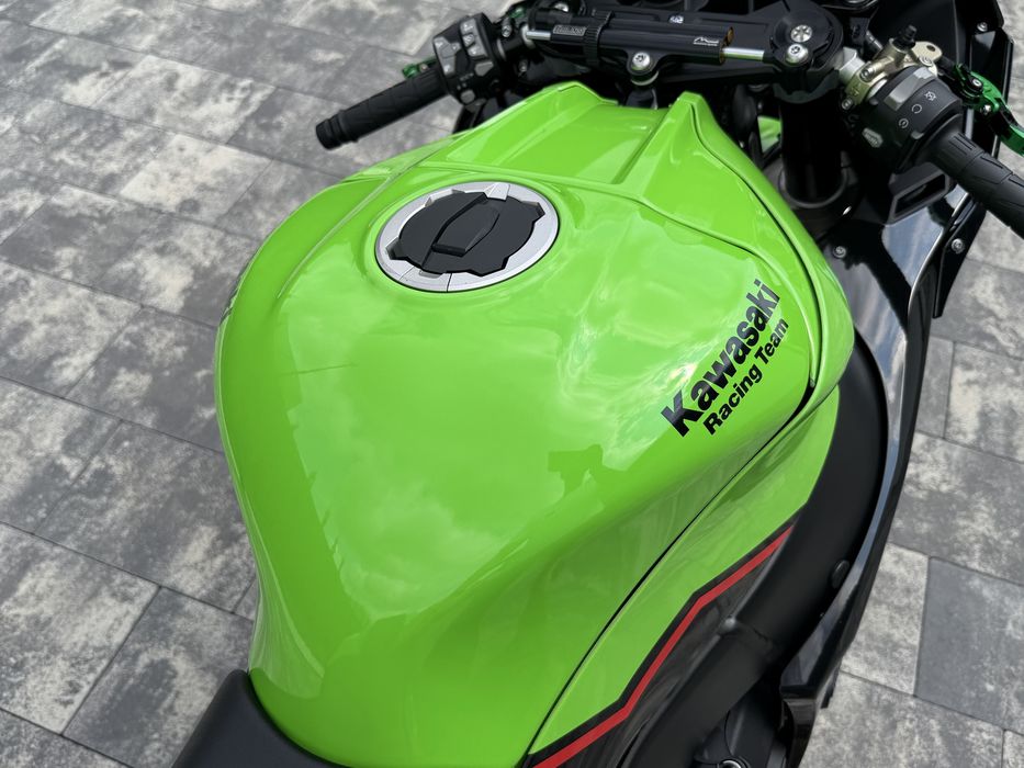 Kawasaki zx 10 r 2021