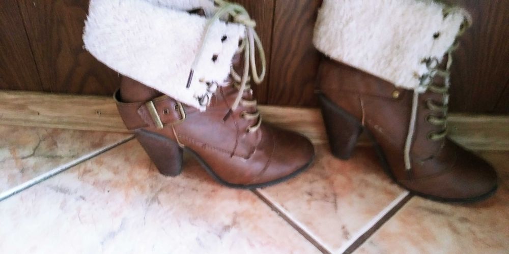 Buty zimowe stan bdb r 36