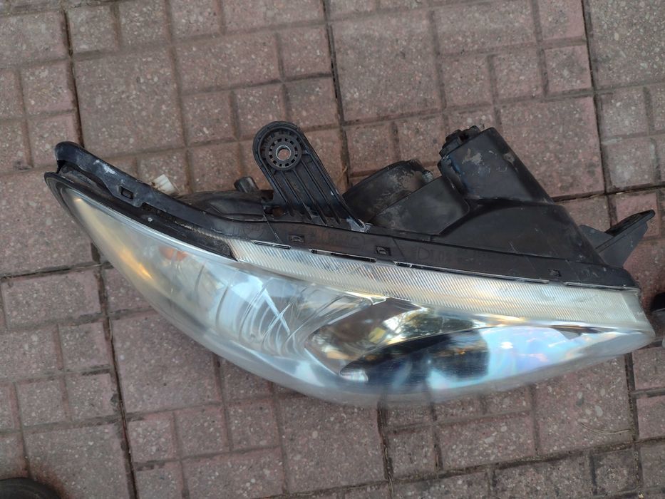 Hyundai Getz lampa przód prawa/lewa EU
