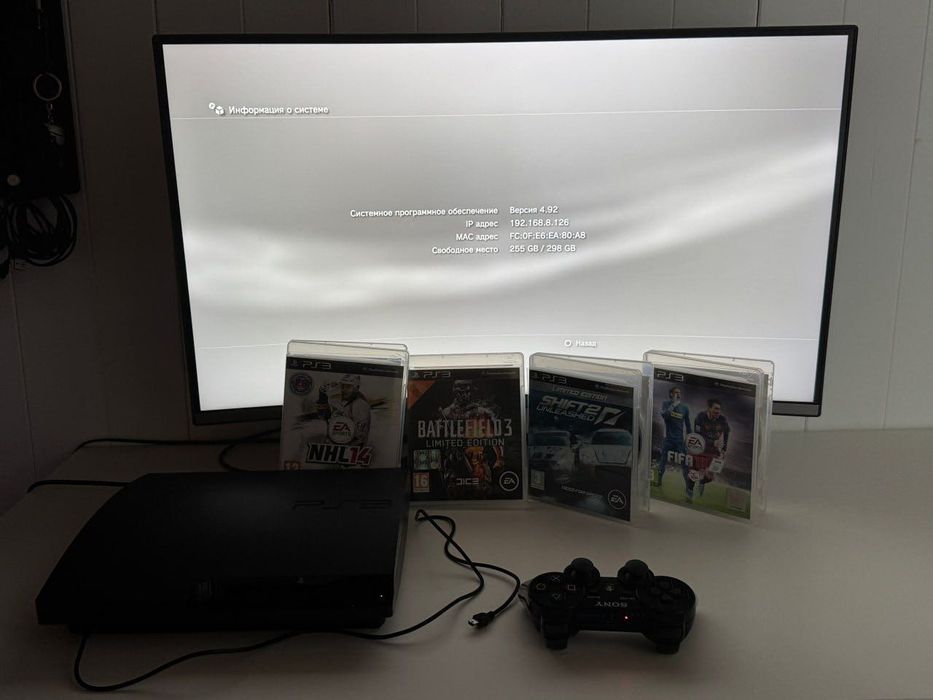 PlayStation 3 Slim — 320 GB - ІДЕАЛЬНИЙ СТАН