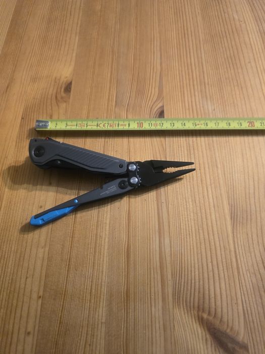 Multitool sog flash mt