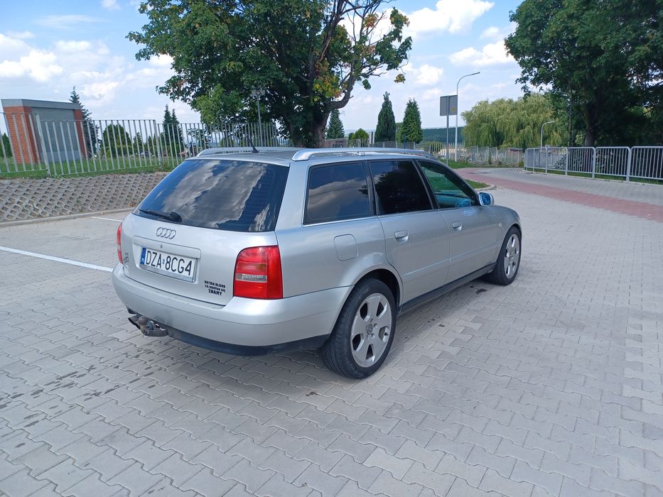 Audi a4  2.4 v6 165KM  zarejestrowana mozliwa zamiana
