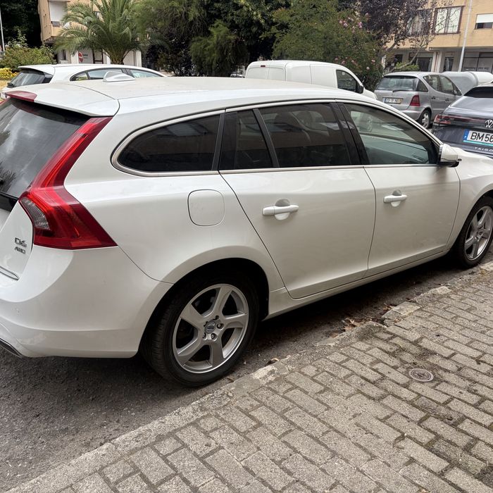 Capo/ parachoque/ optica/ air bag  volvo v60 hibrida plugin