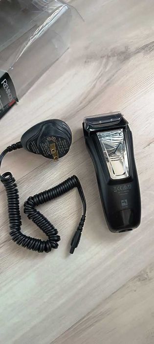 Maszynka do golenia Remington F5