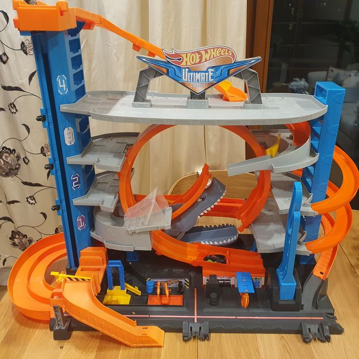 Tor garaż samochodowy Hot Wheels Ultimate