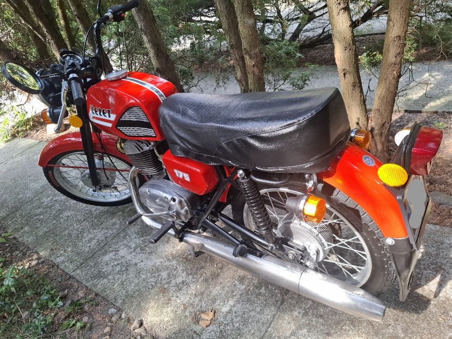 Cz 175 487 >jawa>zarejestrowana opłacona