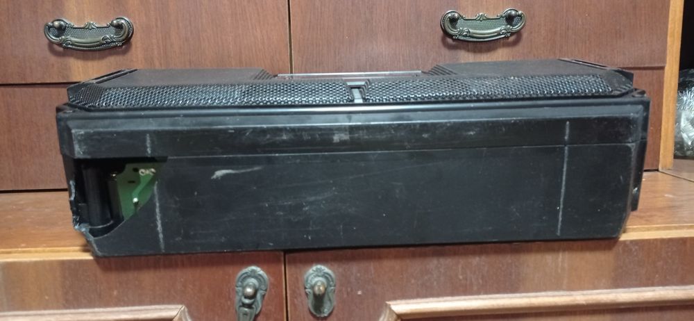 Продам магнітолу SHARP 252