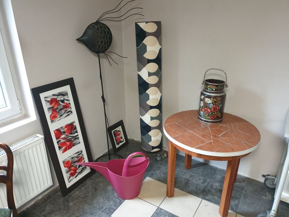 Stary drewniany Stolik okrągły blat wyłożony ceramiką