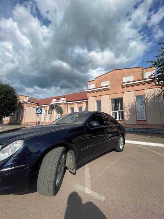 Продам MERCEDES-BENZ 211 Полний привід