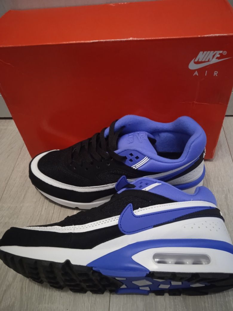 Nike Air Max BW 4 390 .