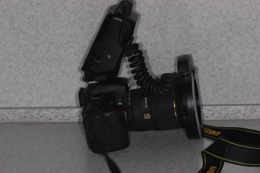 Об'єктив Sigma EX 105 mm для макрозйомки