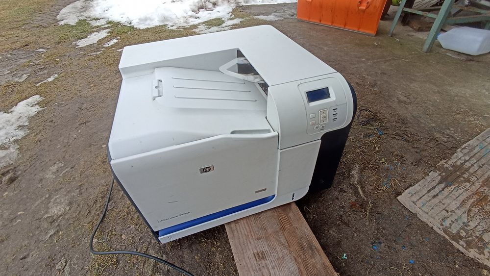 Drukarka HP Color LaserJet CP3525dn – na części
