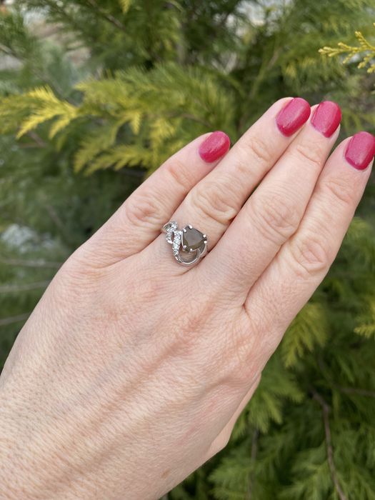 Продам срібну каблучку з раухтопазом