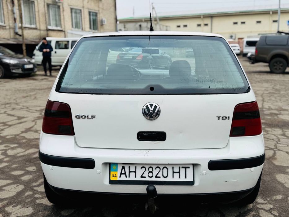 Фольксваген гольф 4 1.9 дізель в гарному стаі