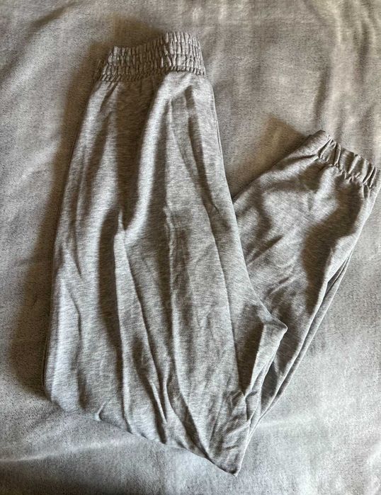Spodnie dresowe Bershka Brooklyn USA | L | Szare