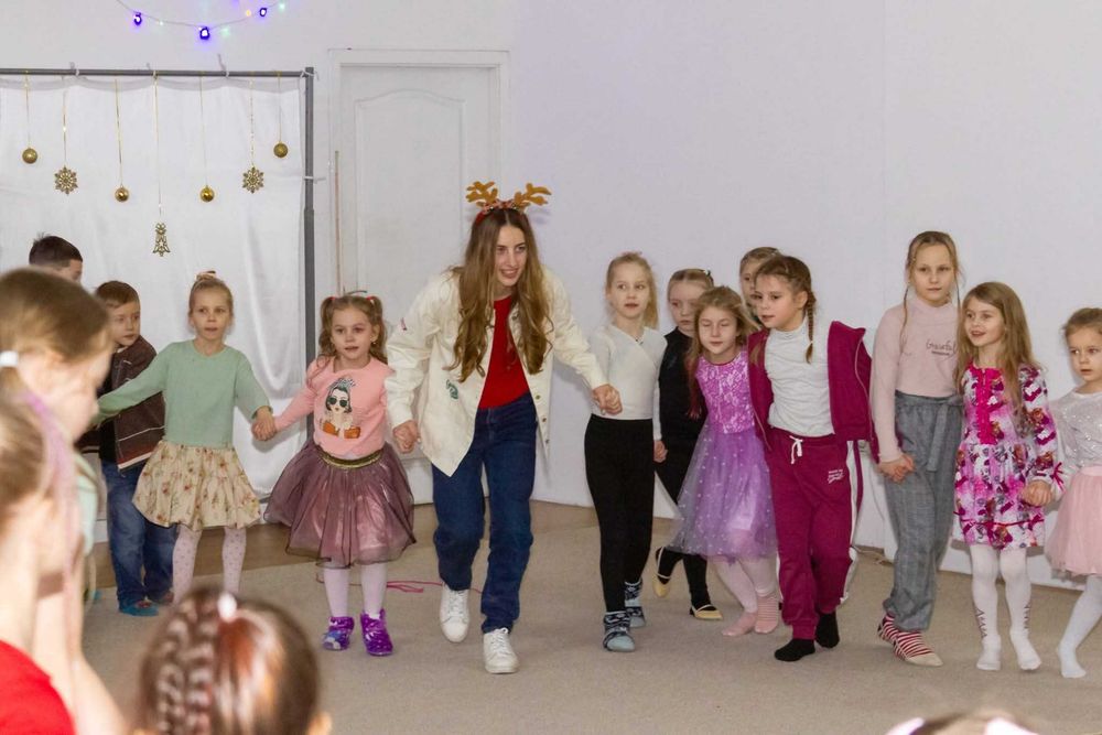 Заняття для детей. Дитяча танцювальна студія «Візінова»