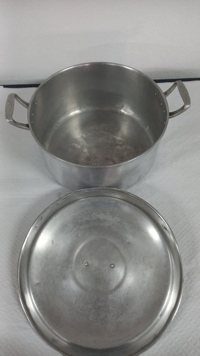 Grande Industrial em Alumínio com Tampa – 35cm (Capacidade aprox. 16L)