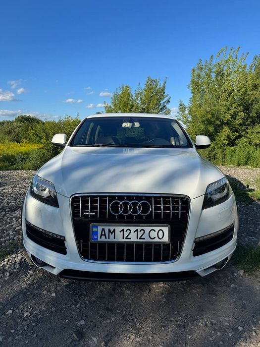 продам Ауді Q 7 2012 року