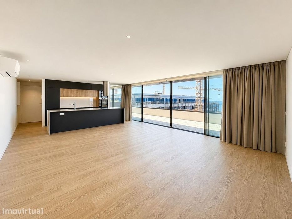 T3 Penthouse com Terraço de 102 m2 e Vista Rio e Mar | River Line...