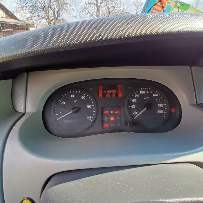 Рено трафик 2.5D