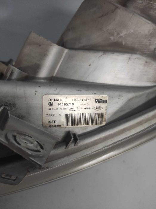 RENAULT TRAFIC II,Lampa przednia prawa,OE:770.0311.372,Oryginał,Europa