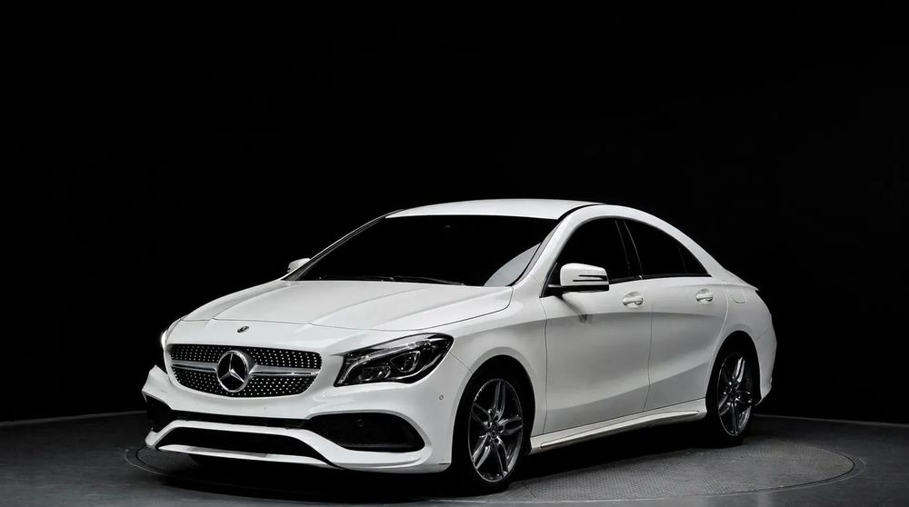 Mercedes-Benz CLA Mercedes-Benz CLA 220 AMG Line | Pakiet AMG | LED | Kamera | Sportowe