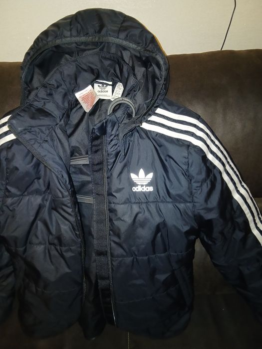Куртка ADIDAS для хлопців .