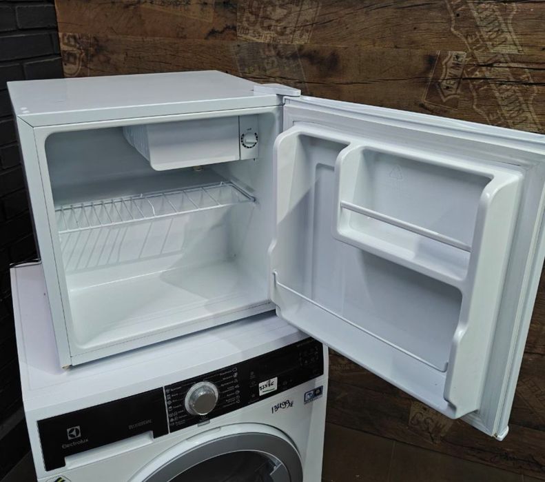 Міні холодильник Interlux/ Барний холодильник/мини холодильники. Склад