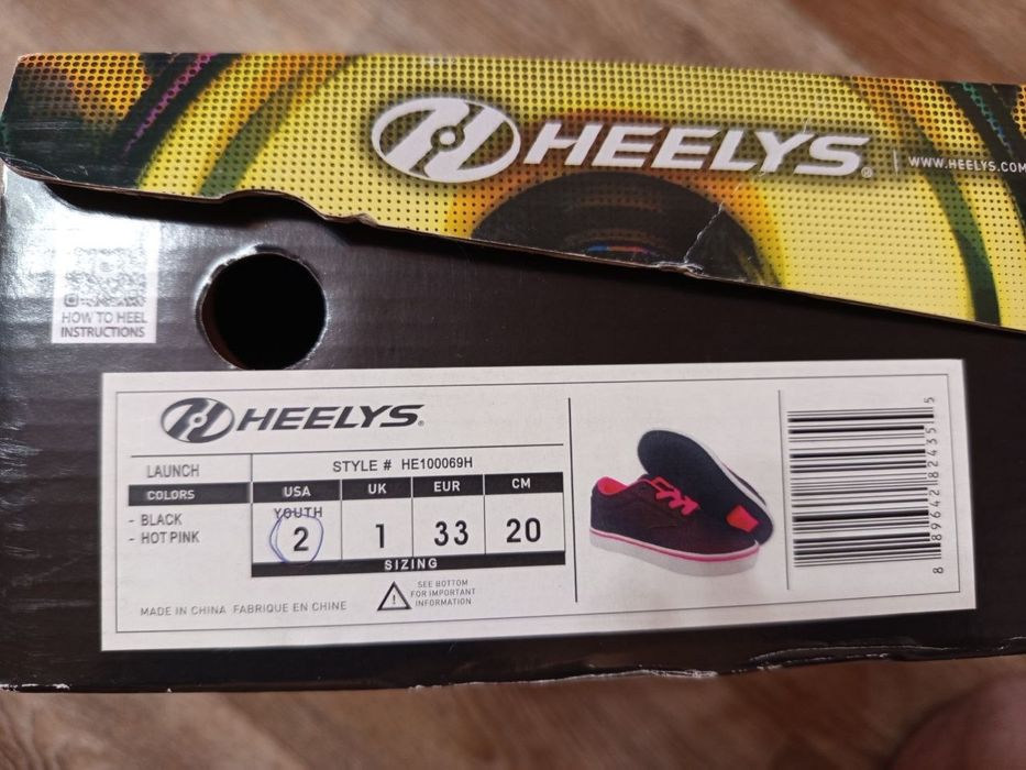 Кросівки, ролики Heelys