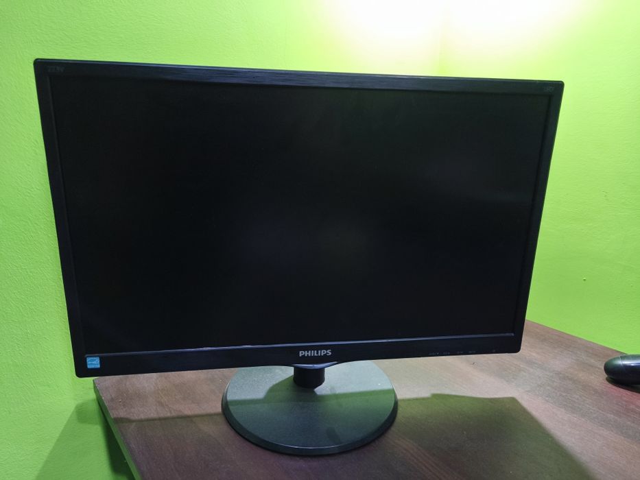 Monitor komputerowy full HD